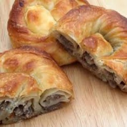 Kıymalı Börek